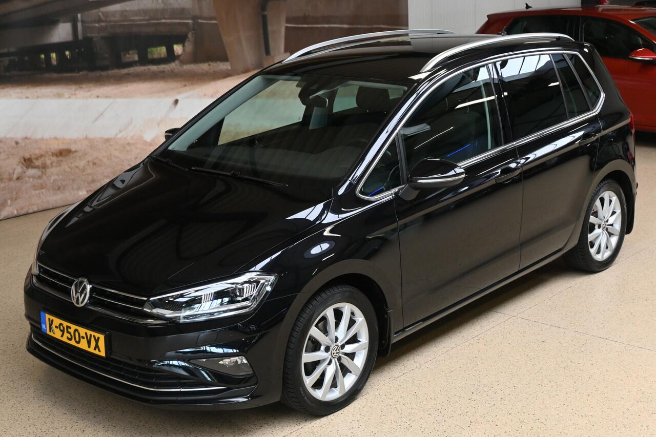 Volkswagen GOLF SPORTSVAN 1.5 TSI 130pk Highline | LED | ACC | Camera | 100% (Dealer) onderhouden label