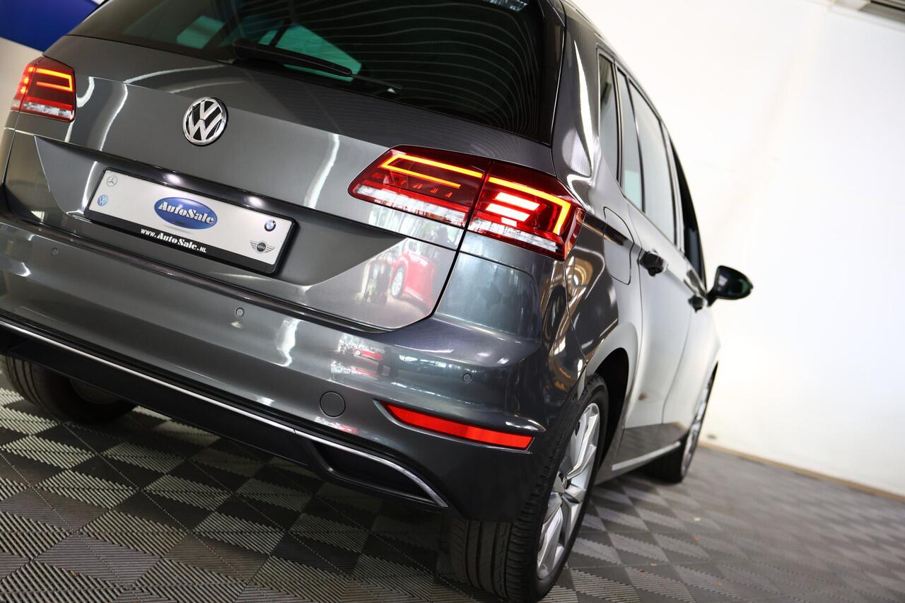 Volkswagen GOLF SPORTSVAN 1.5 TSI ACT Highline IQ Drive ACC Navi Carplay Lane+Park Ass. Clima Stoelvw '19