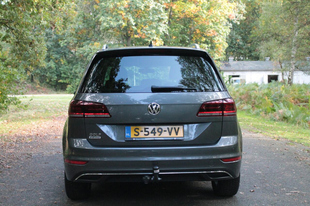 Volkswagen GOLF SPORTSVAN 1.5 TSI ACT Highline Edition | ACC | Carplay | Camera