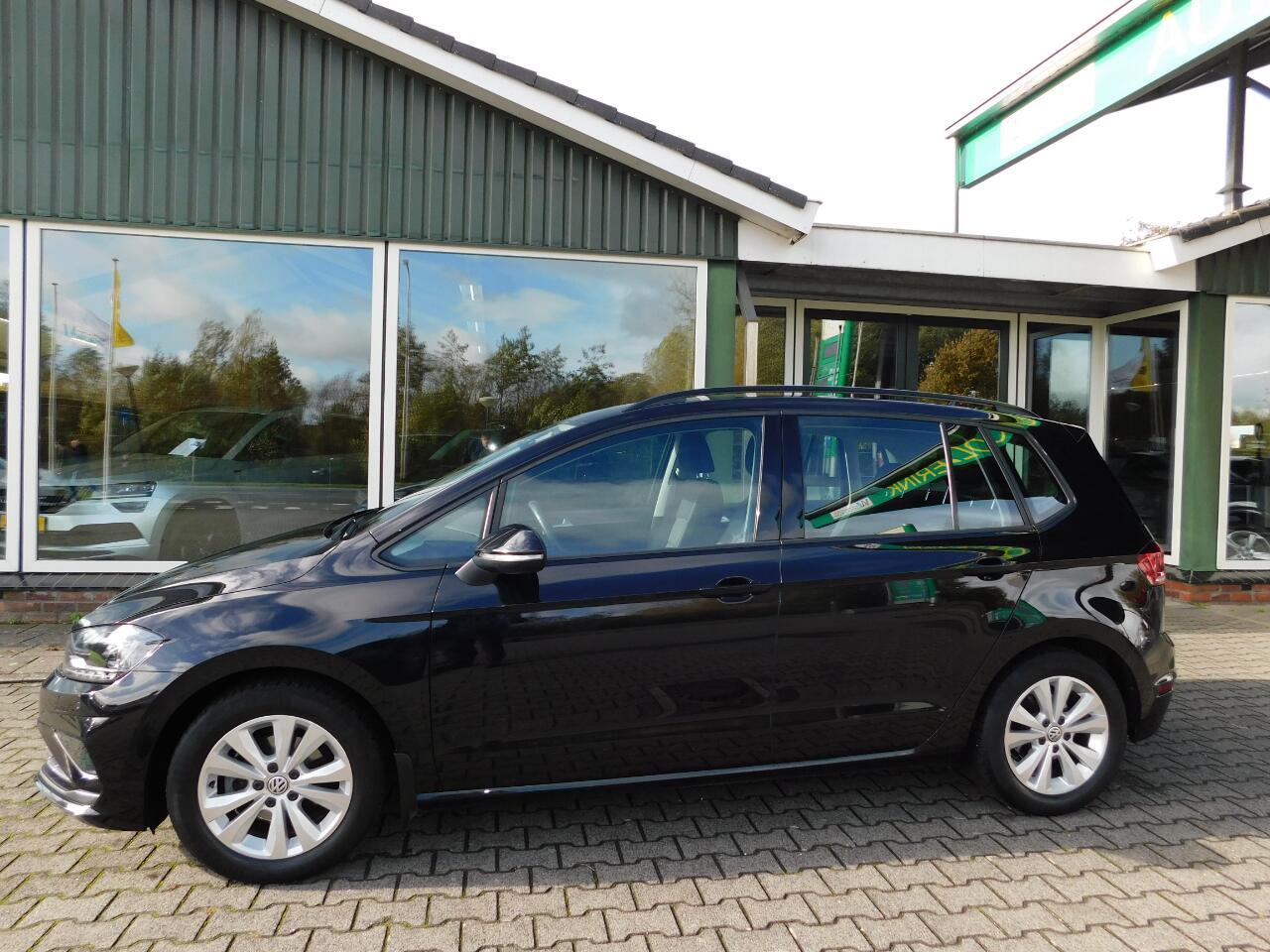 Volkswagen GOLF SPORTSVAN 1.0TSI 116PK COMF.LINE!! All-in Prijs! Trekhaak!