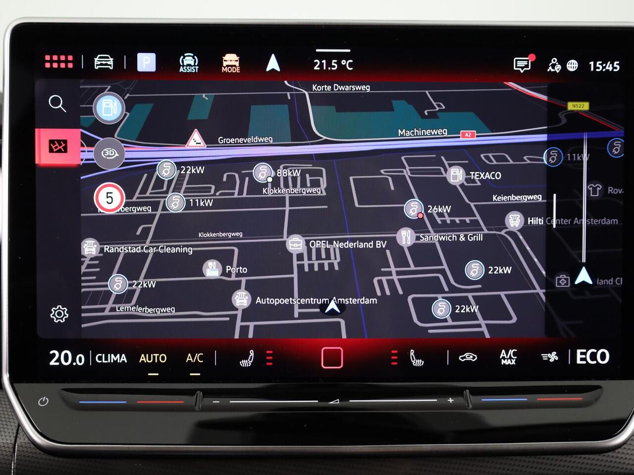 Volkswagen GOLF 1.5 eHybrid Style Edition 204PK | Panoramadak | Wegklapbare trekhaak | Sportonderstel | Led matrix | Stoelverwarming | 18 Inch
