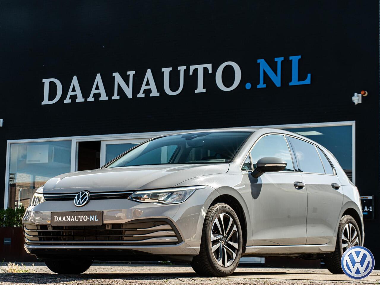 Volkswagen GOLF 1.0 eTSI Life Apple CP HUD Camera Stoelverw