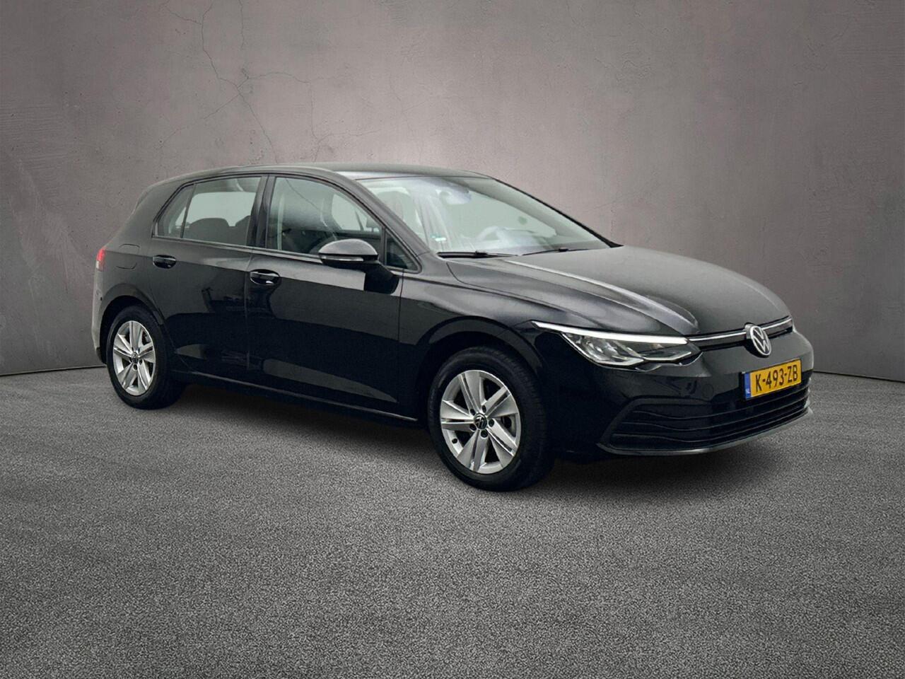 Volkswagen GOLF Style 1.5 eTSI 150pk DSG Automaat Adaptive cruise control, Navigatie, LED koplampen, Achteruitrijcamera, Stoelverwarming, App connect, Parkeersensoren