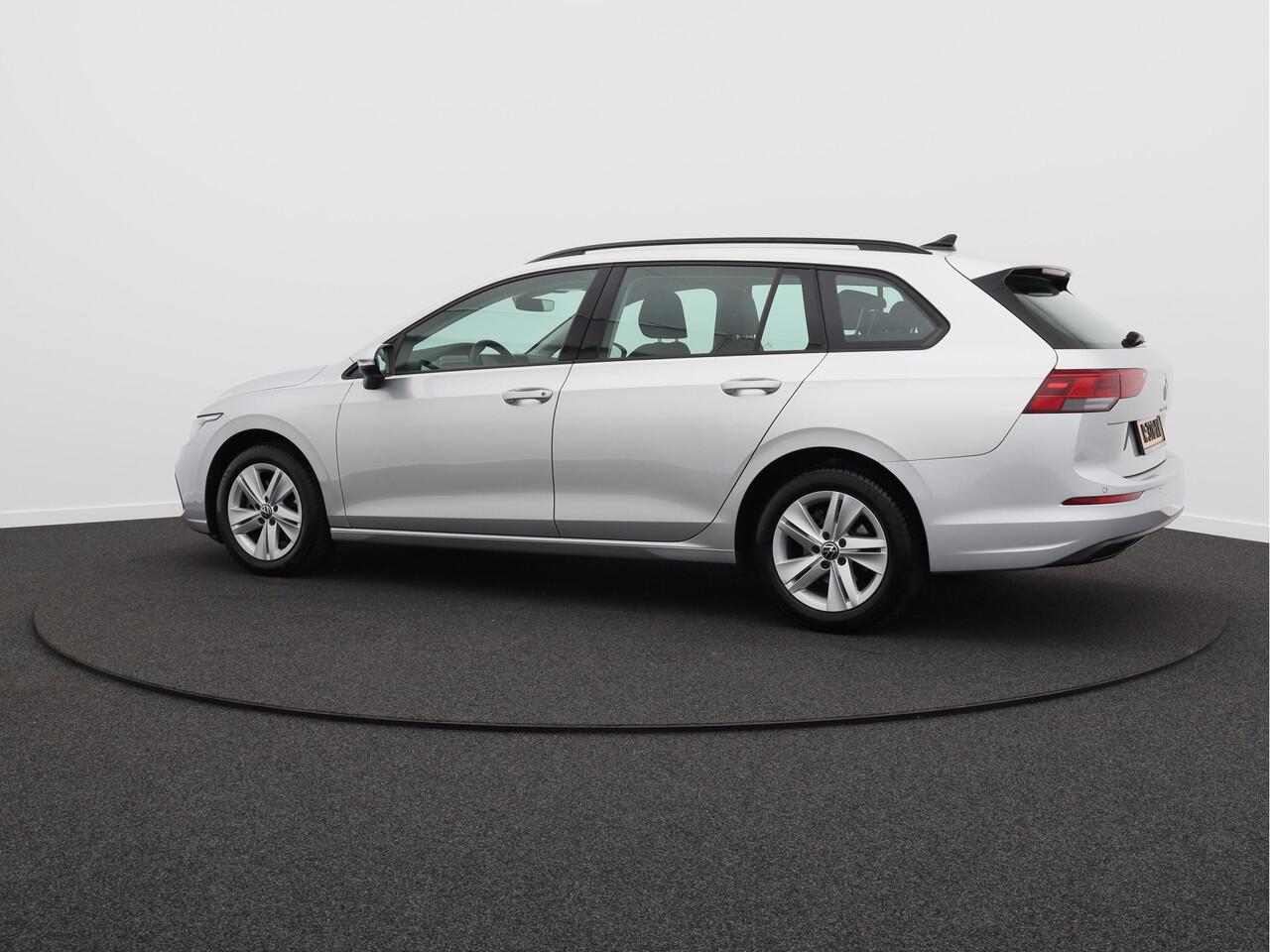 Volkswagen GOLF Variant 1.0 TSI Life/ lage km!