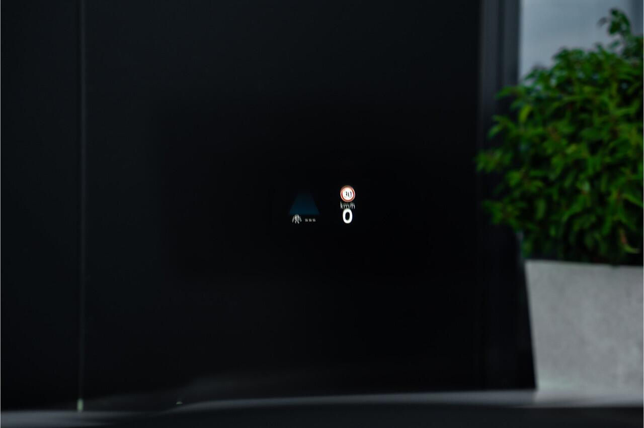 Volkswagen GOLF 8.5 R 2.0 TSI 4Motion - R Performance Pack | Akrapovic | Panorama | H&K | Elek. Trekhaak