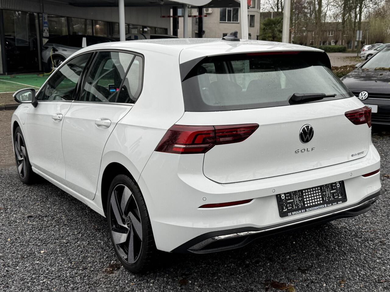 Volkswagen GOLF 1.5 DSG eHybrid Style (grote accu) (5j gar,Camera,Ergo,Navi)