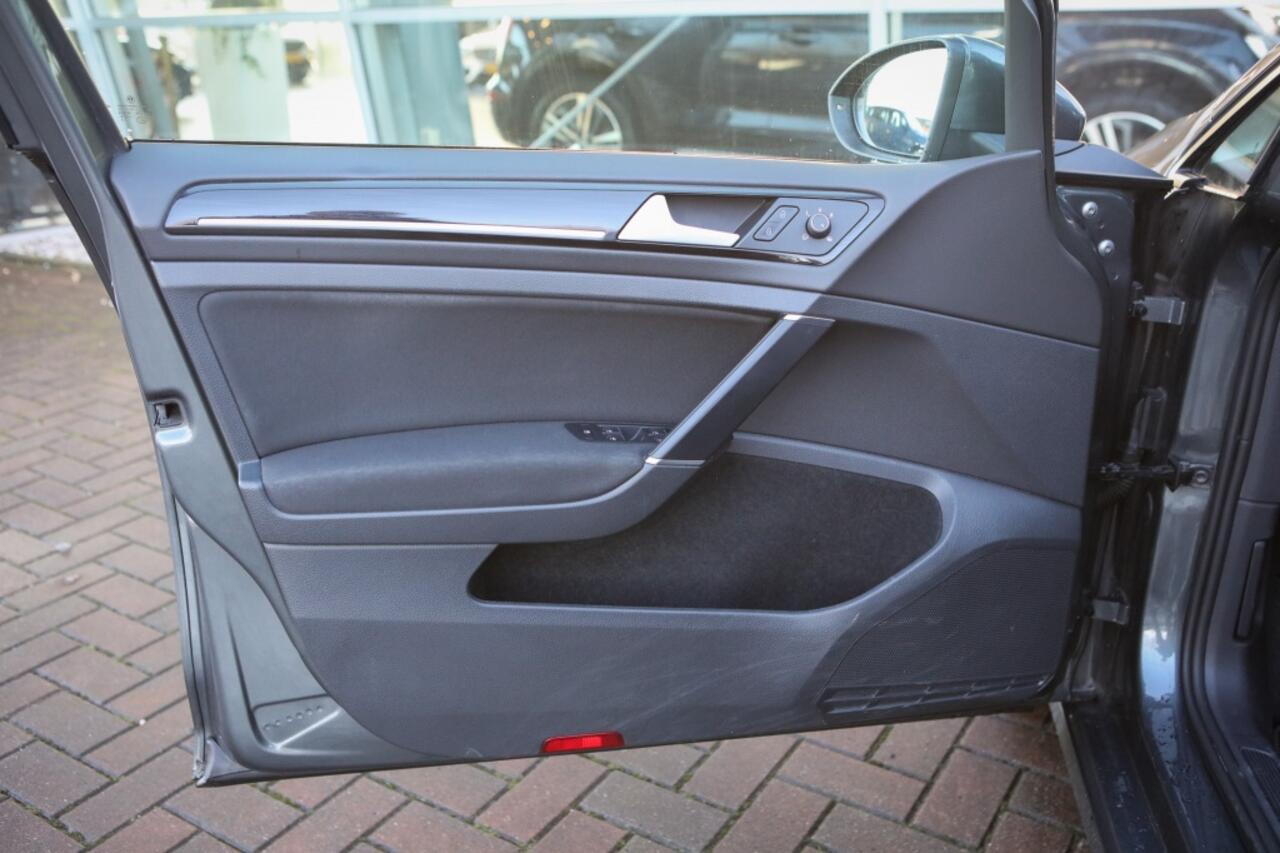 Volkswagen GOLF Variant 1.5 TSI HL Bns R