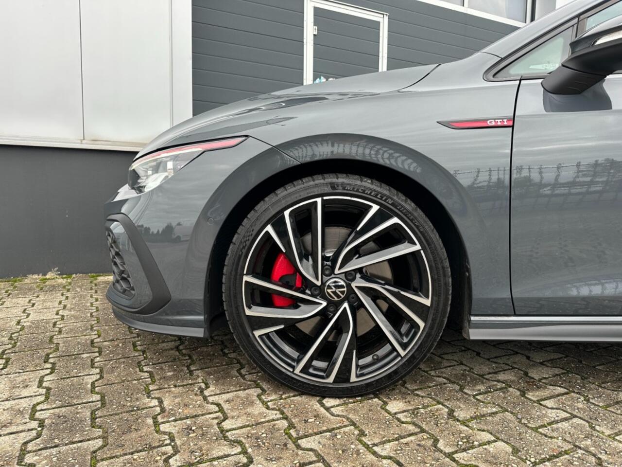 Volkswagen GOLF 2.0 GTI 245pk DSG 2021 BTW *Pano *Adaptive *IQ lights *Head up *Trekhaak