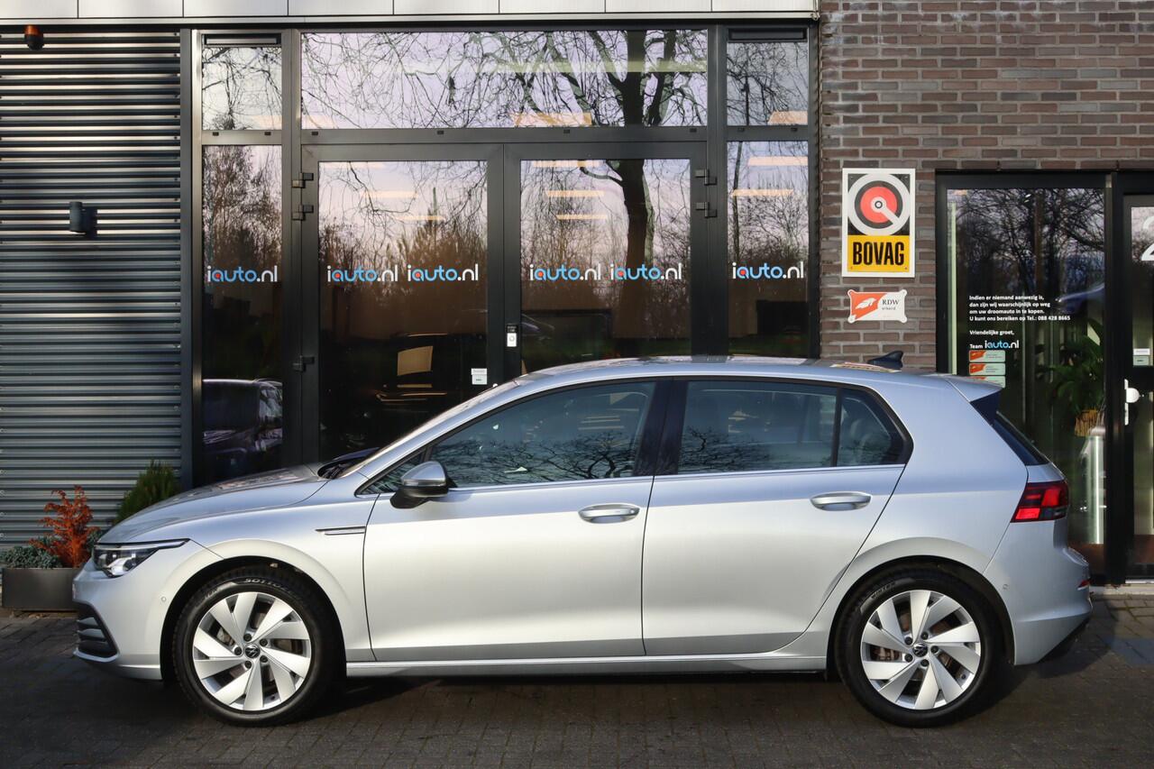 Volkswagen GOLF 1.5 eTSI 150pk DSG Style LED+/Keyless/Camera/Elek. stoel+mem/ACC/Dodehoek/17"