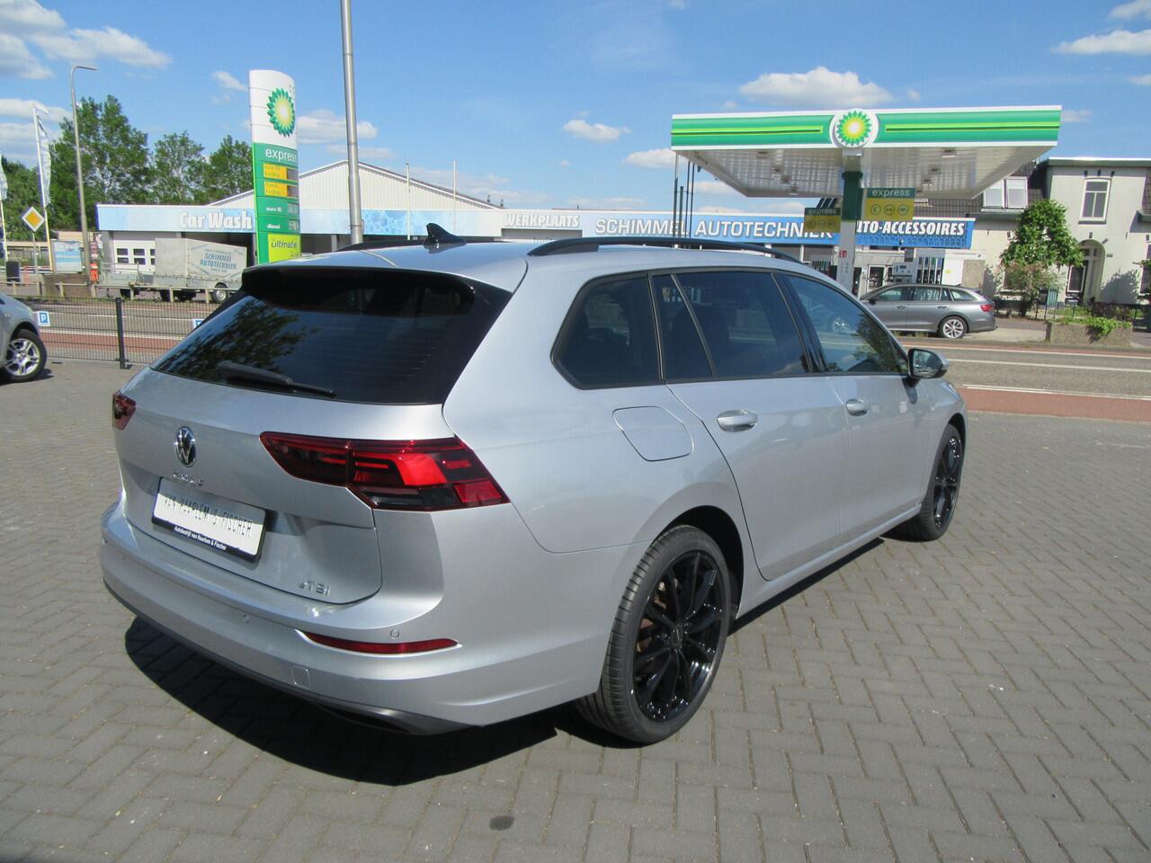 Volkswagen GOLF Variant 1.0 eTSI DSG Life, Navigatie, Camera, Standverw. 18 Inch