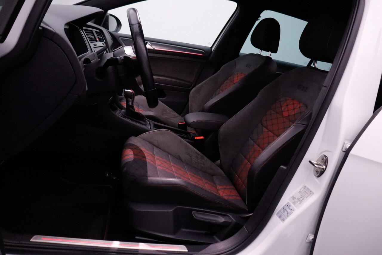 Volkswagen GOLF 2.0GTI TCR Dsg DIGIDASH/FULL LED/CARPLAY/STOELVERW./ACC/LMV 18''/DAB+