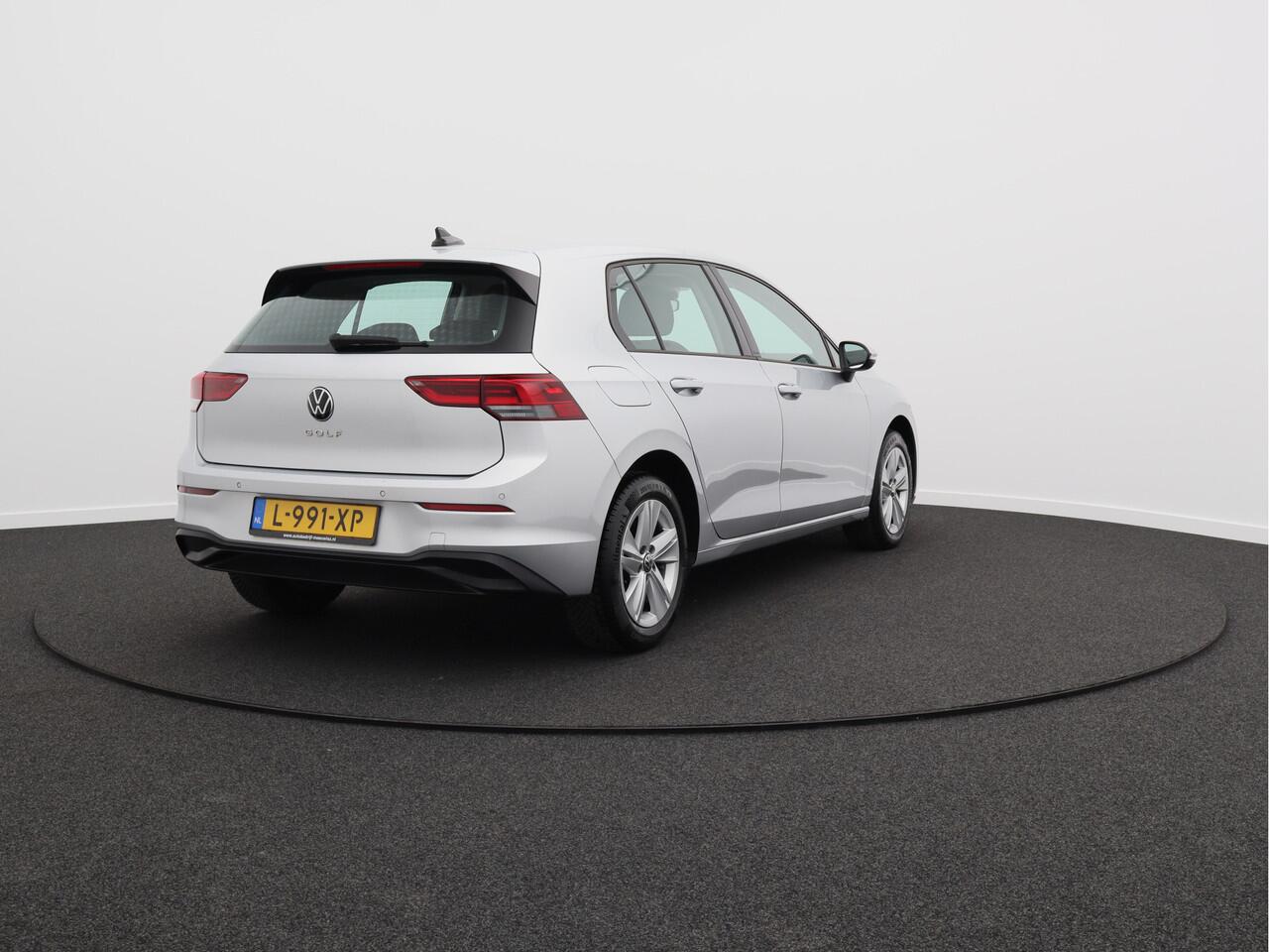 Volkswagen GOLF 1.0 TSI Life/ lage km/ zeer mooi!