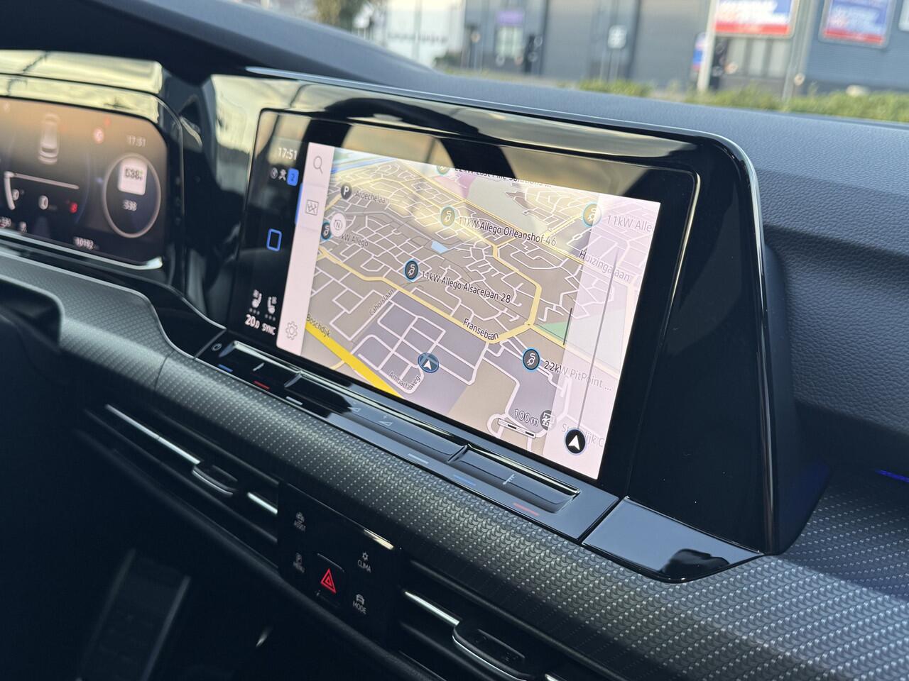 Volkswagen GOLF 8 R R20 Performance 2.0 TSI 320pk 4Motion DSG / Aut. IQ Leder Harman Kardon Driftmodus Pano 10dkm!!