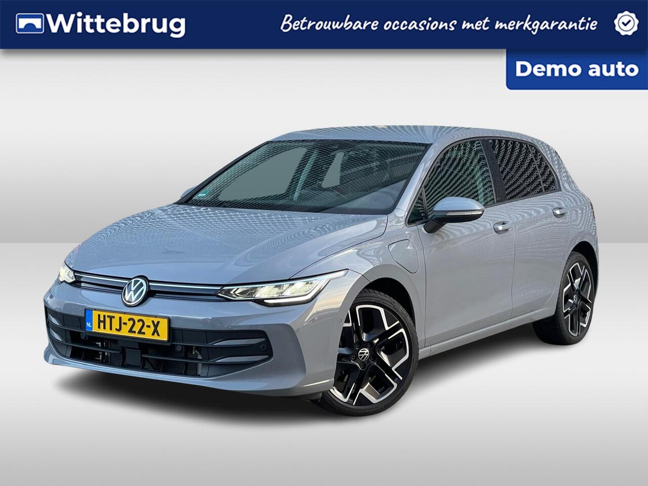 volkswagen-golf-1.5-ehybrid-204pk-d