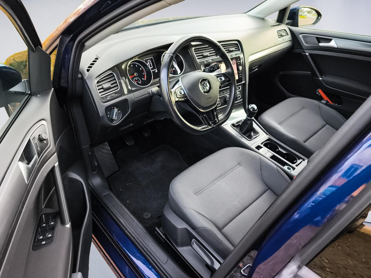 Volkswagen GOLF 1.5 TSI Comfortline (131 PK) 1e-Eig. & Keurig-Onderh. BOVAG-Garantie. NL-Auto..