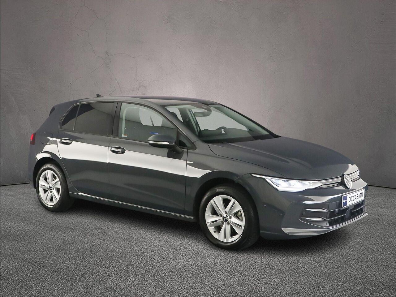 Volkswagen GOLF Life Edition 1.5 eTSI 115pk DSG Automaat Adaptive cruise control, Parkeersensoren, App connect, LED koplampen, Airco, DAB, Radio, Stoelverwarming