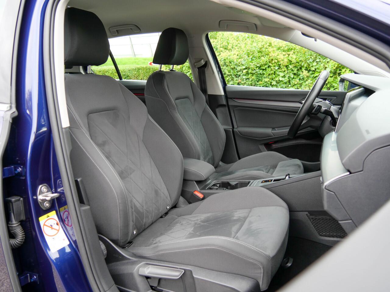 Volkswagen GOLF 1.4 eHybrid Style | CAMERA | CARPLAY | CRUISE CONTROL |