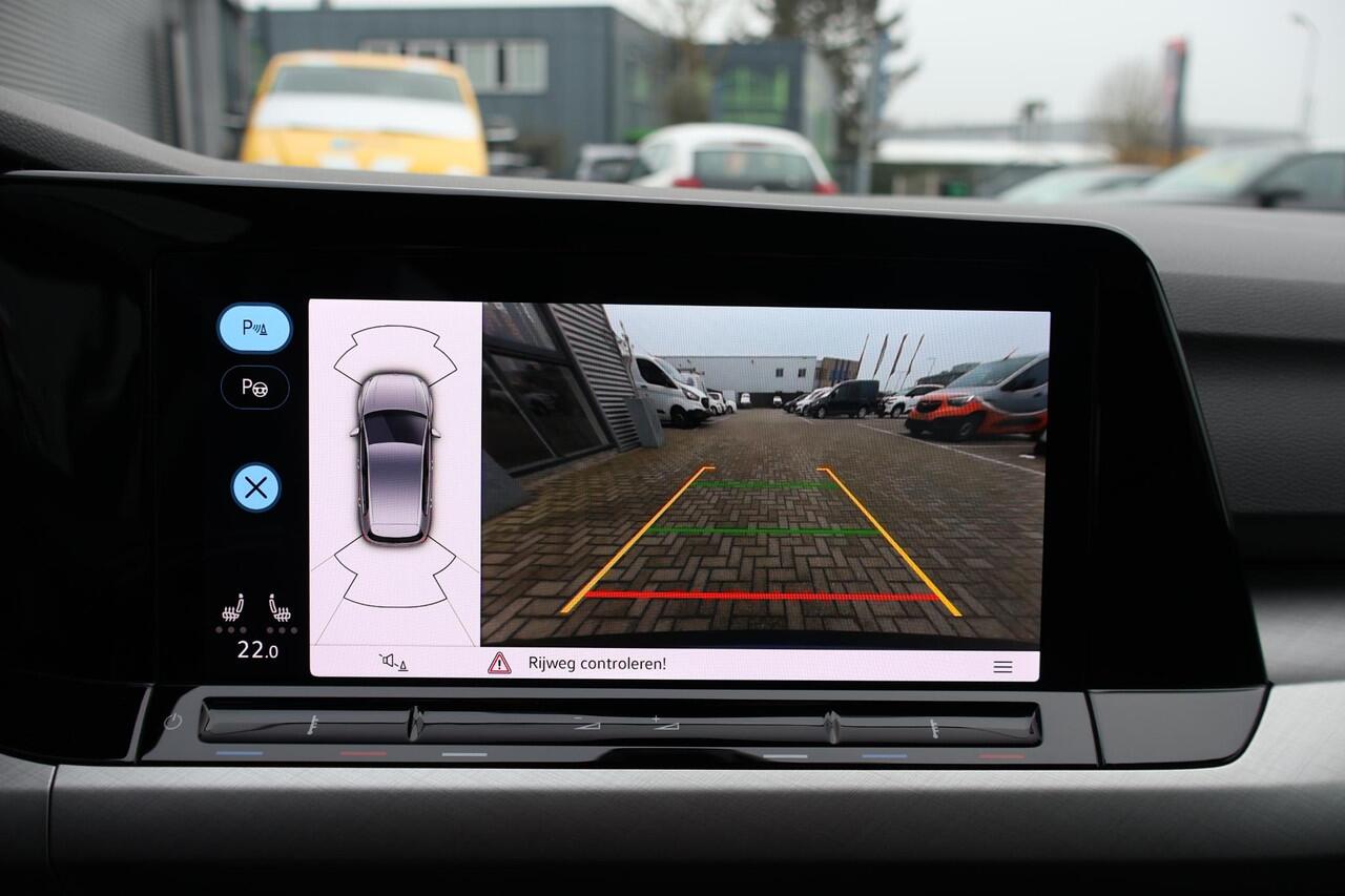 Volkswagen GOLF 1.0 eTSI Life Business 1e Eigenaar | Volledig Onderh | BTW | NL-Auto | Memory+Massage | Winterpack | Elek Stoel | Sfeer | Camera | Ad Cruise | Climate | Navi | Carplay | Full Led | PDC | Start/Stop | Hill-hold