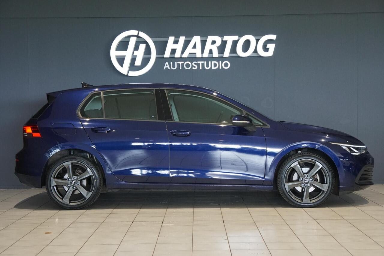 Volkswagen GOLF 1.0 TSI Golf + CARPLAY / 18'' LMV