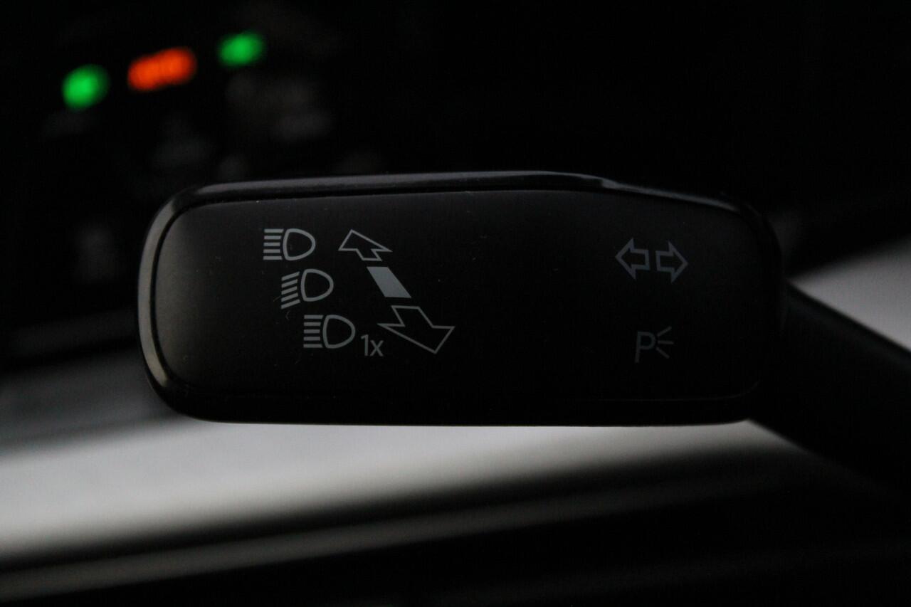 Volkswagen GOLF 1.0 TSI Life