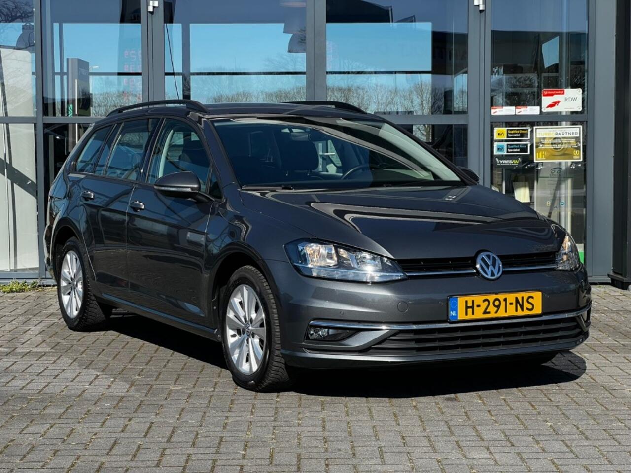 volkswagen-golf-1.0-tsi-comfortline