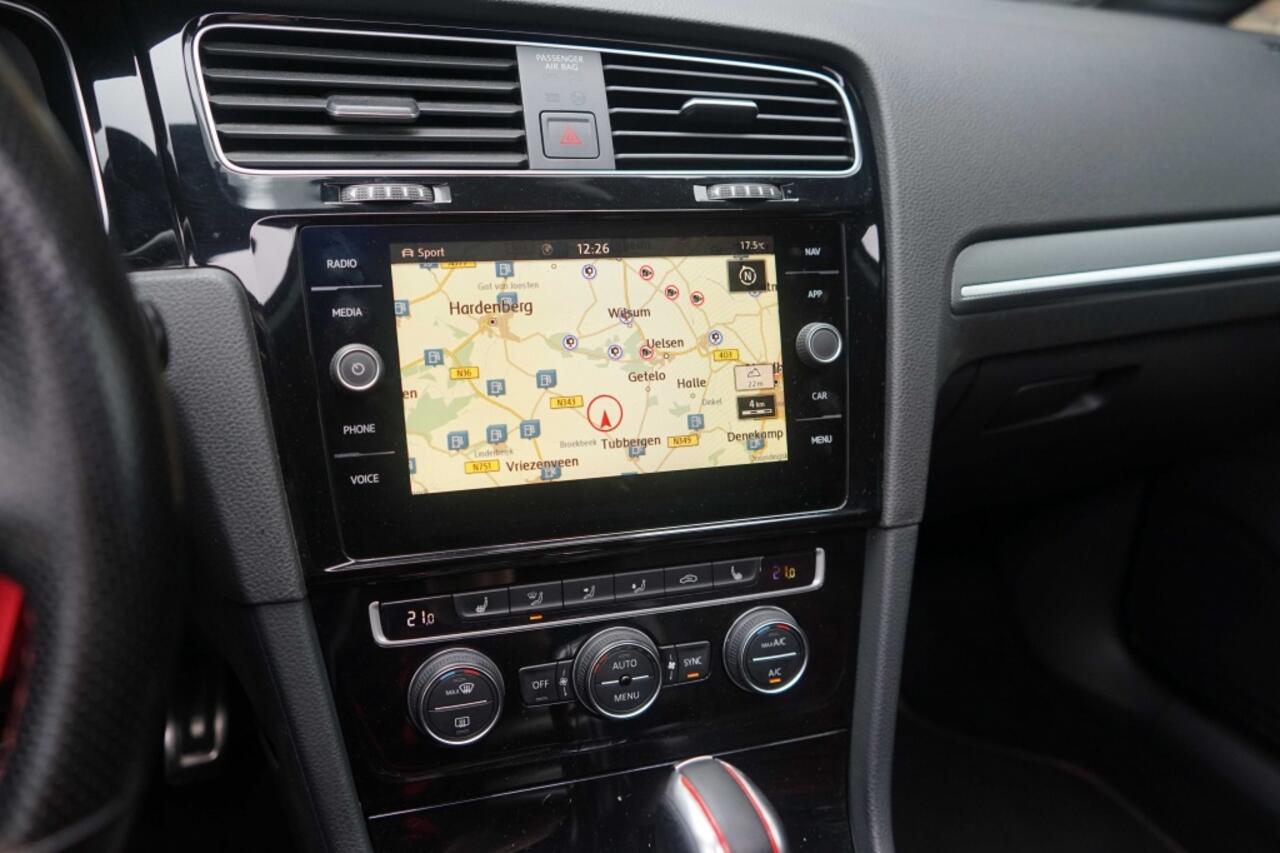 Volkswagen GOLF 2.0 TSI GTI TCR Nardo/Pano/DCC/Bull-X/HG/KW