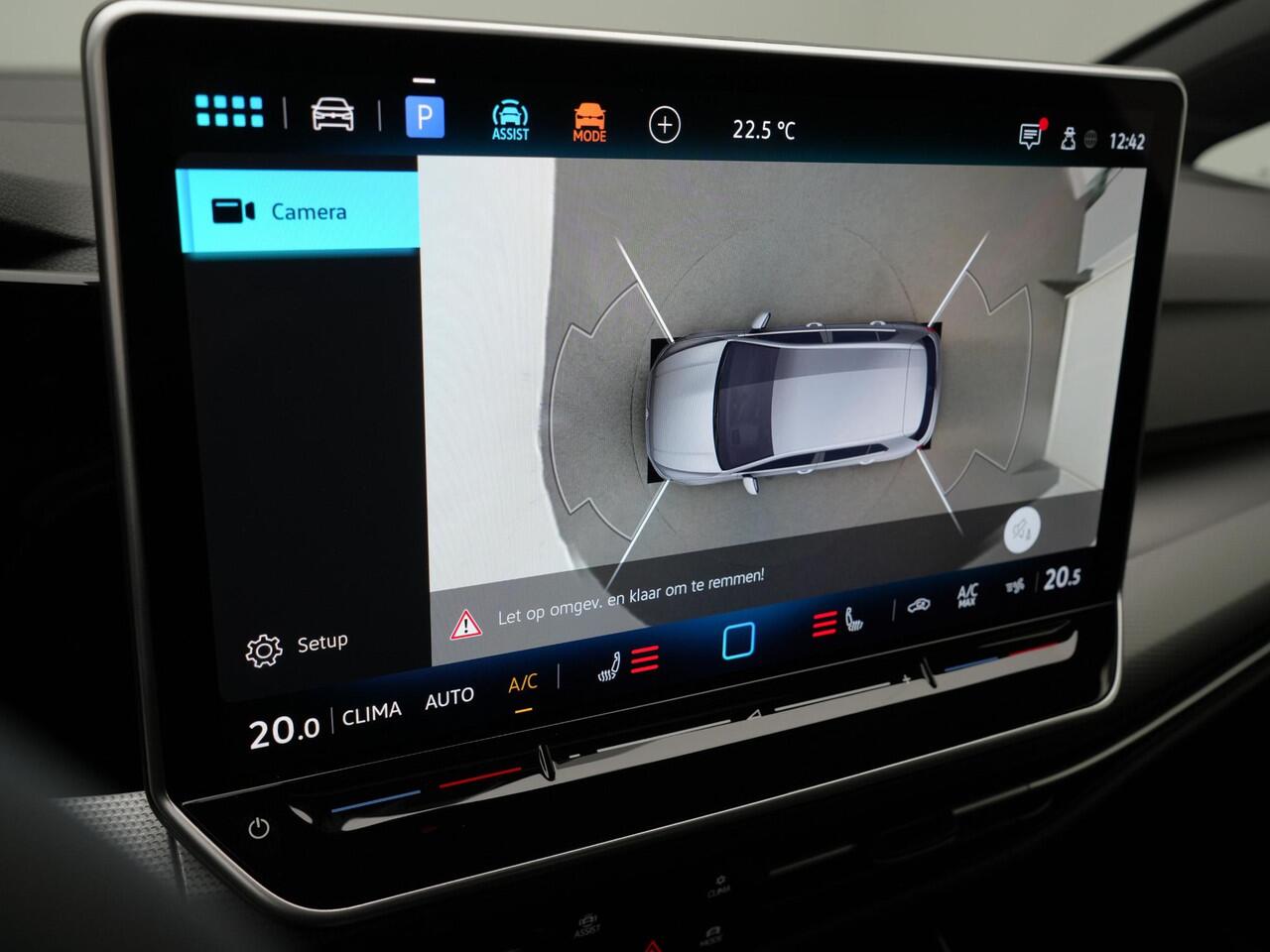 Volkswagen GOLF 8.5 1.5 eTSI 150 pk DSG Style Edition 50 | Panoramadak | IQ Light | Rondomzicht camera | Head-up Display | Stoel-/stuurverwarming | 18 inch