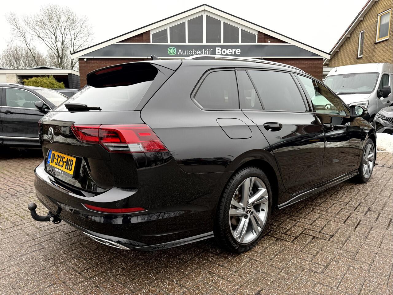 Volkswagen GOLF Variant 1.5 TSI R-Line NL. Auto, Camera, Trekhaak, Virt. Display