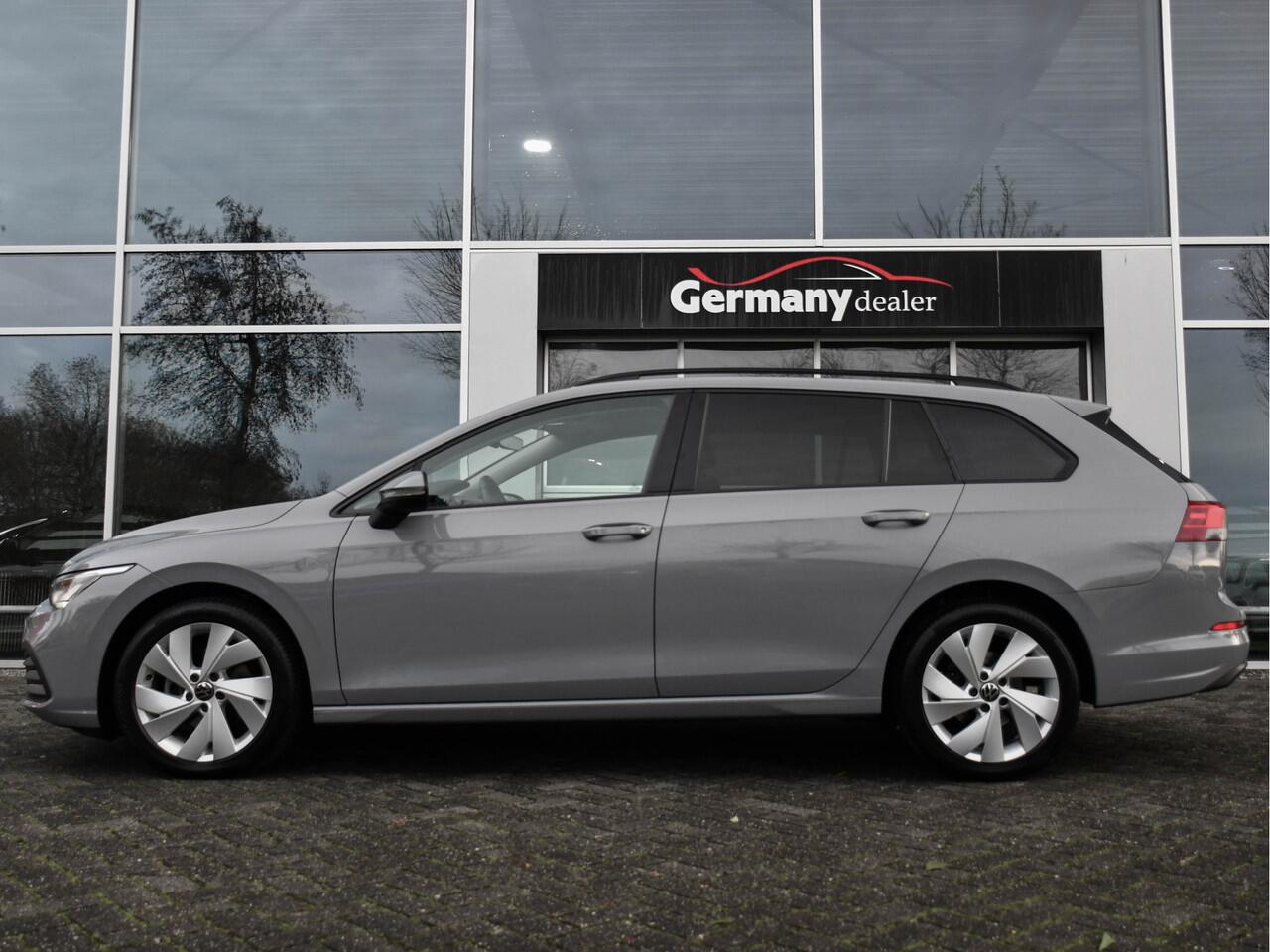Volkswagen GOLF Variant 1.0 TSI 111PK Life ACC Virtual Sfeerverl. Stoel/Stuurverw. CarPlay/Android Auto Elektr. Achterklep