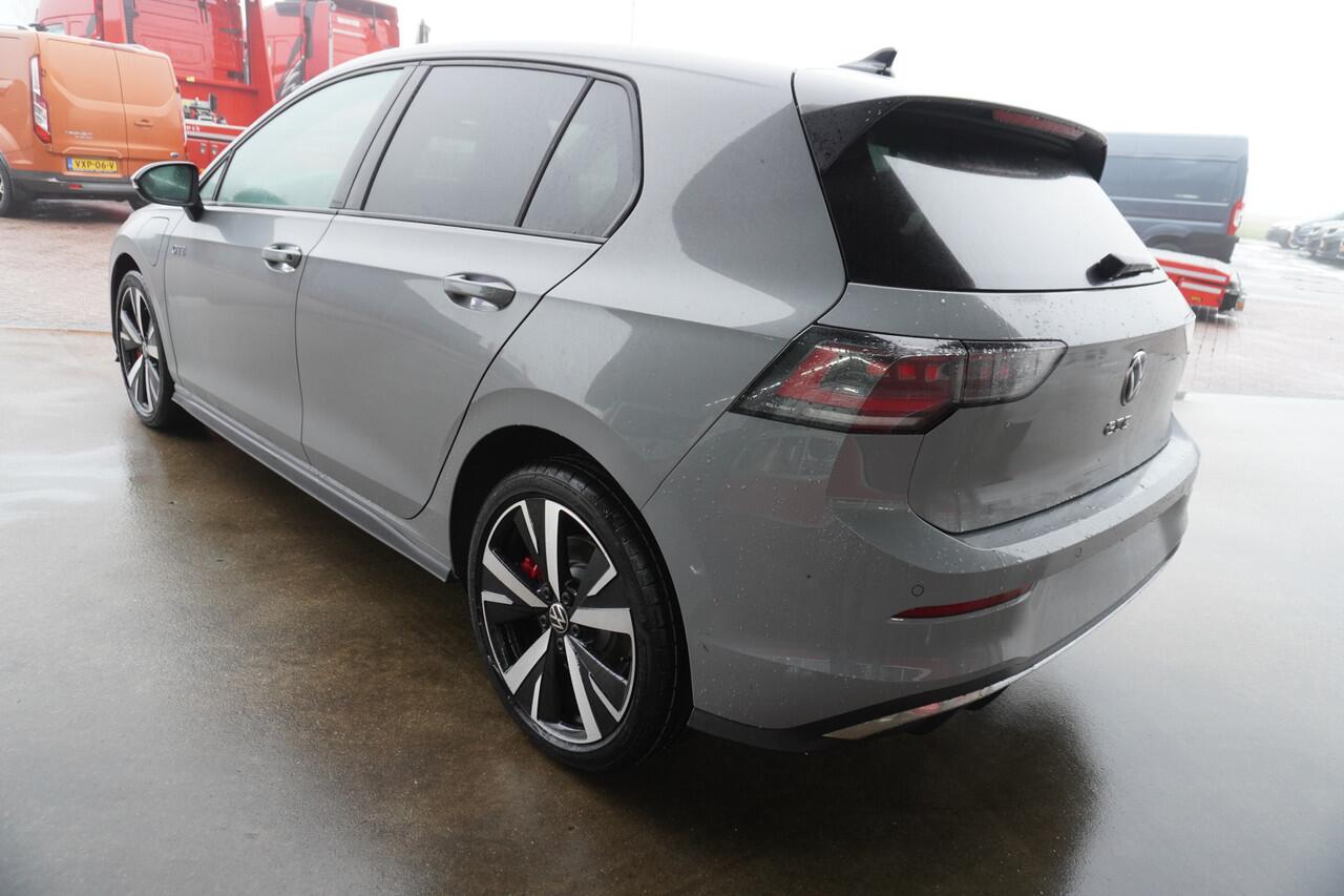 Volkswagen GOLF 1.5 eHybrid GTE 272PK Automaat Black Style nr. V145 | Climate | Adap.Cruise | 360 camera | Navigatie via Apple-Android