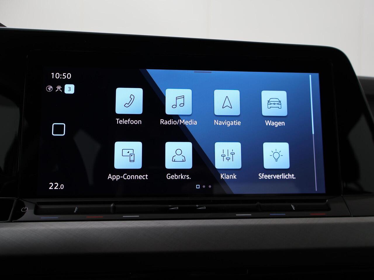 Volkswagen GOLF 1.0 TSI Life | 110 PK | Navigatiesysteem | Achteruitrijcamera | Adaptive cruise control |