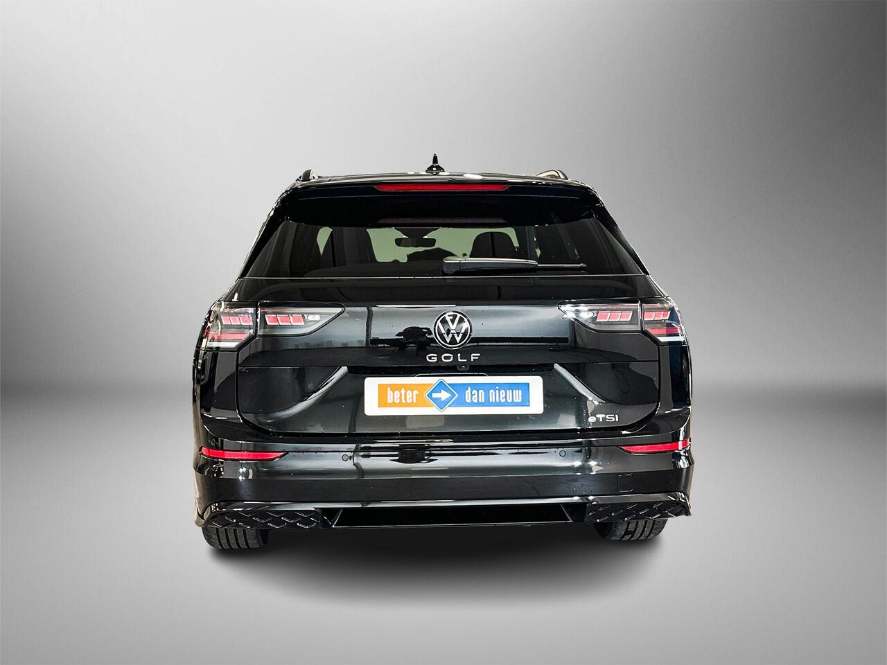 Volkswagen GOLF Variant 1.5 150pk eTSI R-Line Edition Achteruitrijcamera | Parkeersensoren | Adaptive cruise control