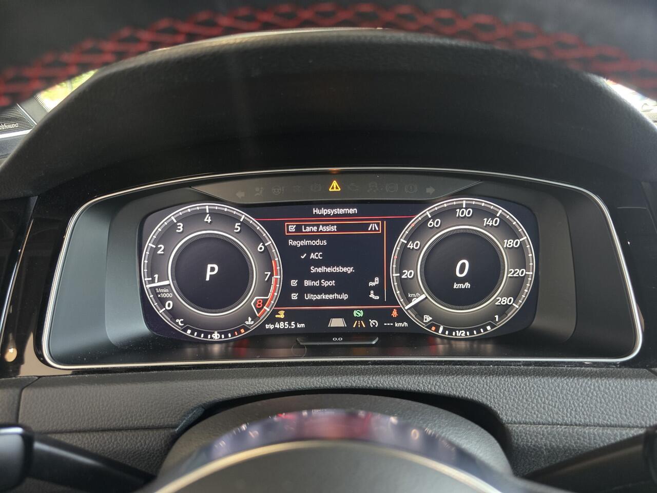 Volkswagen GOLF 2.0 TSI GTI Performance / Standkachel / DYNAUDIO / Carplay