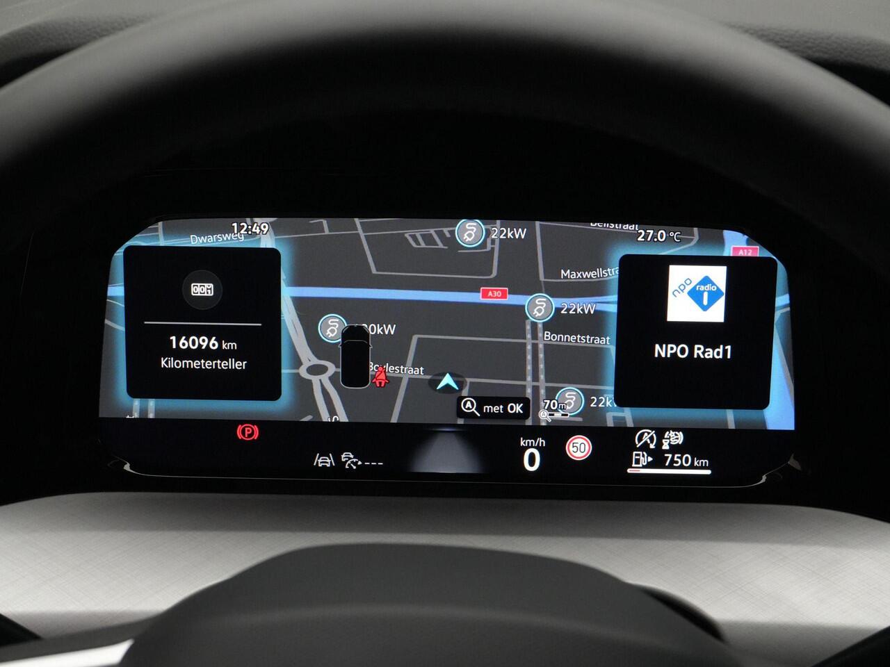 Volkswagen GOLF Variant 1.5 TSI 116 pk Life Business | LED koplampen | Bekleding ArtVelours Eco | Stoelverwarming | Adaptive Cruise | Carplay | DAB | 17 inch