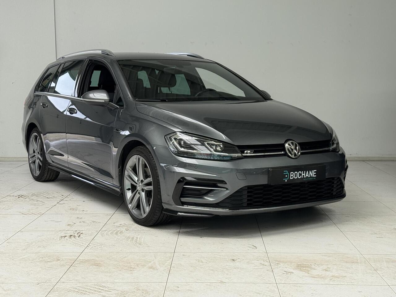 Volkswagen GOLF Variant 1.5 TSI Highline Business R | Navigatie | Camera | Cruise control adaptief | R-line