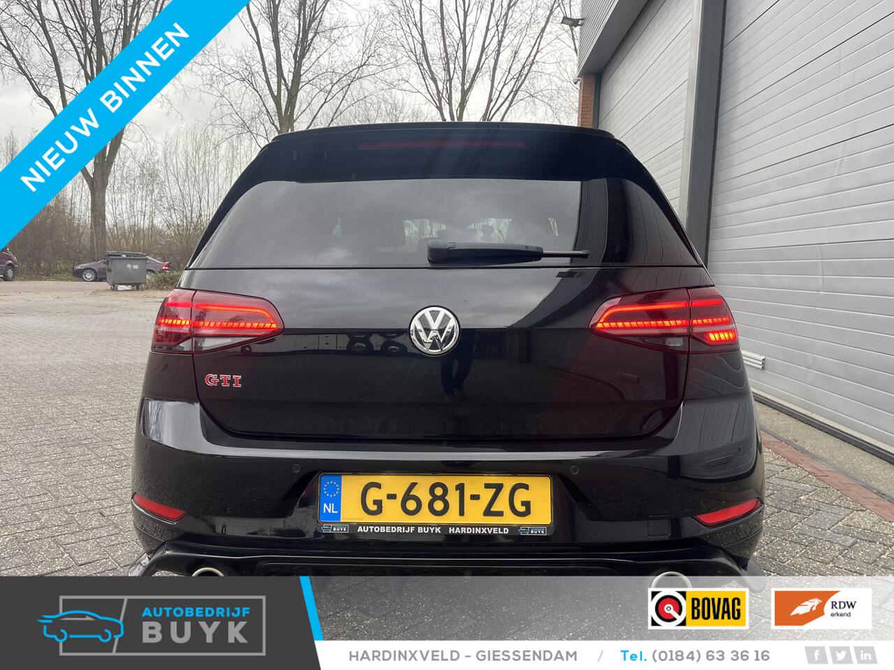 Volkswagen GOLF 2.0 TSI GTI TCR ACC | Led | Cam | Pano | virtual | Line,Side Assist