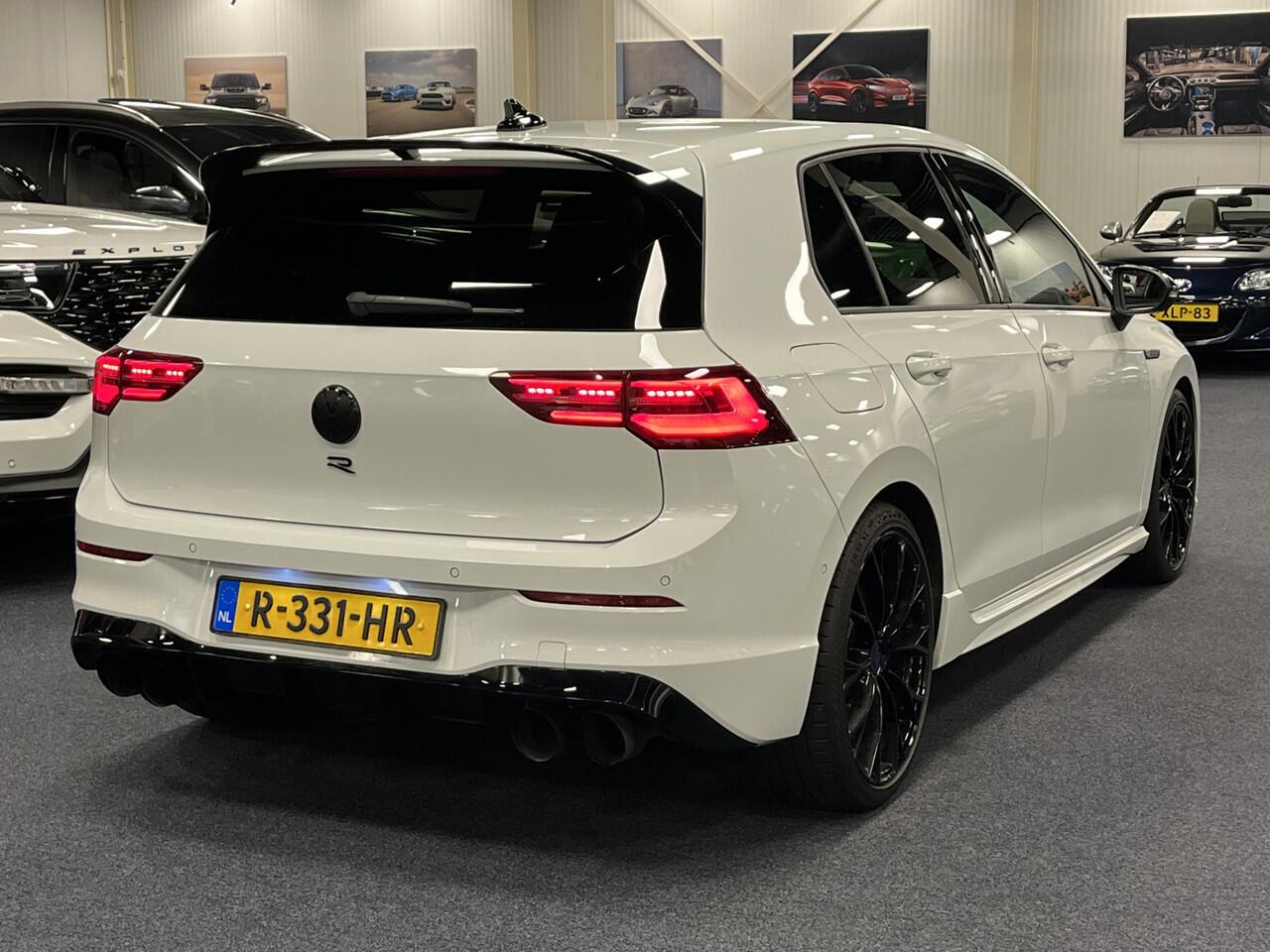 Volkswagen GOLF 2.0 TSI R 320PK 4Motion Performance Pack 19inch Remus DCC