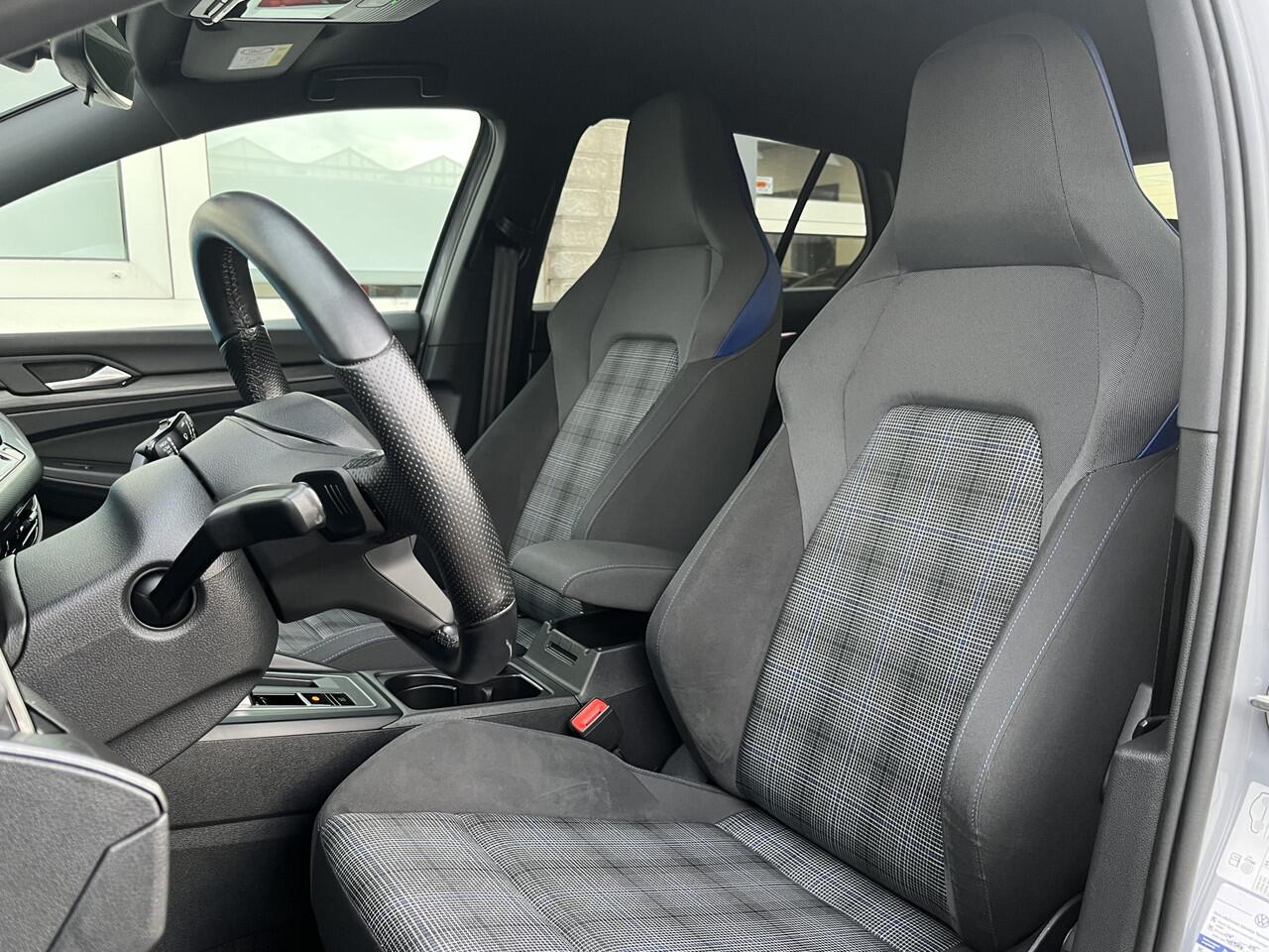 Volkswagen GOLF 1.4 eHybrid GTE / AUTOMAAT/ 245PK/ CAMERA/ PARK. SENSOREN/ PARK. ASSIST/ TRAVEL ASSIST/ IQ. LIGHT/ ADAPT. CRUISE/ DIGITAL DASH/ APP-CONNECT/ STOEL-STUUR VERWARM./ CLIMA/ NAVI/ 18" LMV