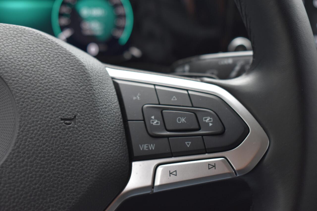 Volkswagen GOLF 1.0 eTSI Life | Carplay Navi | Virtual | Adaptieve Cruise | 12 mnd BOVAG garantie Whatsapp 06-53188999