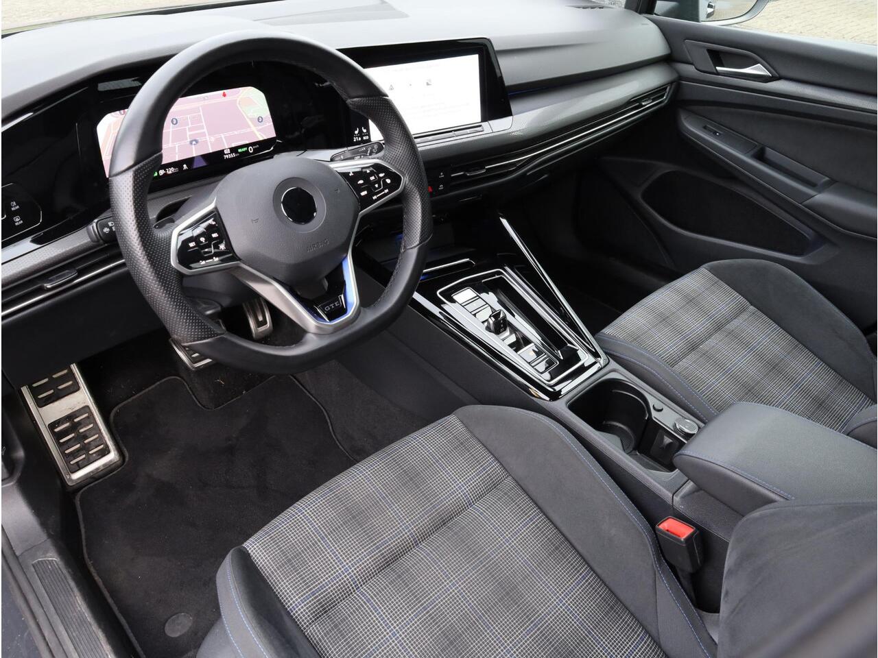 Volkswagen GOLF GTE 1.4 eHybrid 245PK | Adaptive Cruise | Carplay/Android | Stoel&Stuurverwarming |