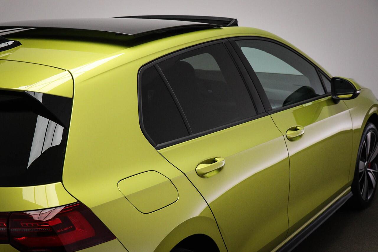 Volkswagen GOLF 1.4 eHybrid GTE | PANORAMADAK | WINTER / ASSISTENTIE- PACK | IQ LIGHT | CAMERA