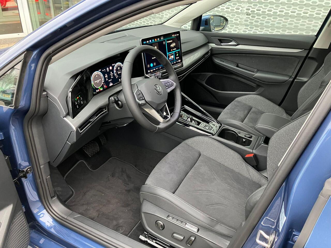 Volkswagen GOLF 8 Style Edition 1.5 eHybrid 150 kW / 204 PK DSG | Panoramadak |