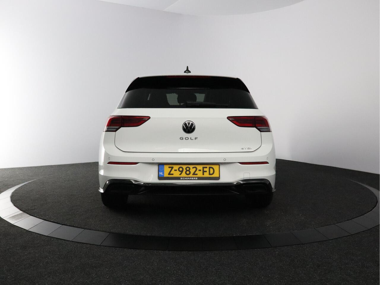 Volkswagen GOLF 1.5 eTSI R-Line | Automaat