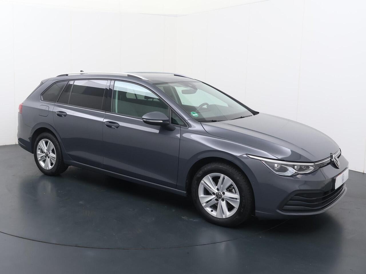 Volkswagen GOLF Variant 1.5 TSI Life Business | 130 PK | Climate control | Achteruitrijcamera | Apple Carplay/Android Auto |