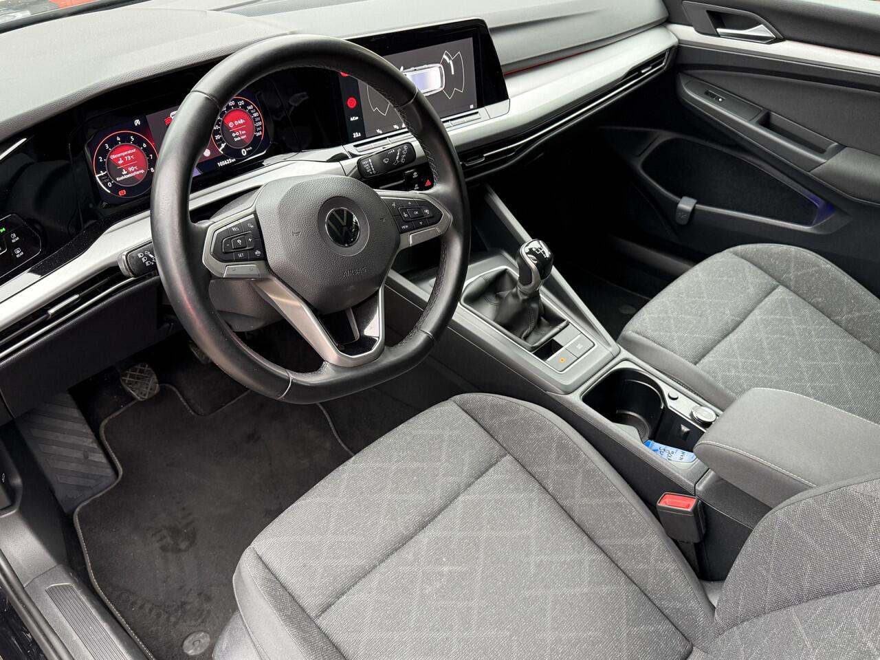 Volkswagen GOLF Variant 1.0 TSI Life | Trekhaak | Clima | ACC | LM Velgen | Navigatie | PDC V+A | Apple Carplay/Android Auto | RIJKLAARPRIJS INCL 12 MAANDEN GARANTIE EN BEURT