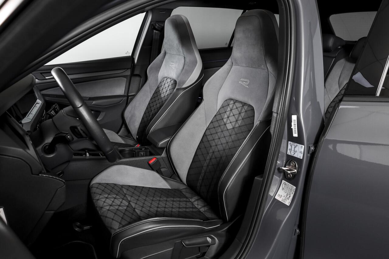 Volkswagen GOLF Variant 1.5 eTSI 150 PK R-Line - Automaat | S/K- Panodak | Dig. Cockpit | Adapt. Cruise | PDC | Camera | NAV + App. Connect | ECC | Afn. Trekhaak | LM 18" |