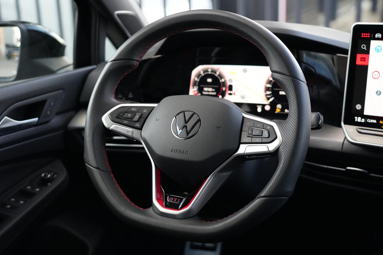 Volkswagen GOLF 2.0 TSI GTI 265pk Panoramadak/HarmanKardon/Camera