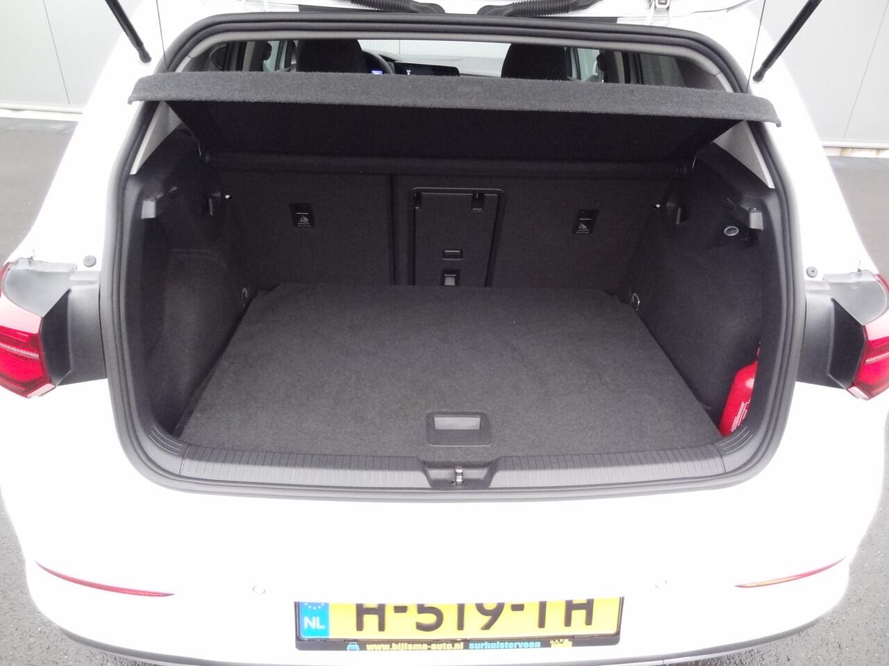 Volkswagen GOLF 1.5 TSI | R-LINE / STYLE | IQ LIGHT | SFEERV | ADAP CRUISE | VIRTUAL DASH | CAMERA