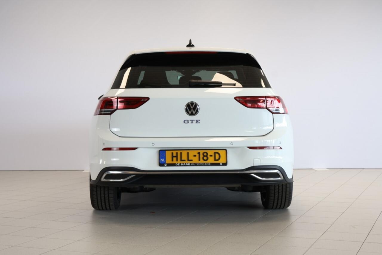 Volkswagen GOLF 1.4 eHybrid GTE 245PK - LED - 18 inch R-Line velgen - Winter pakket