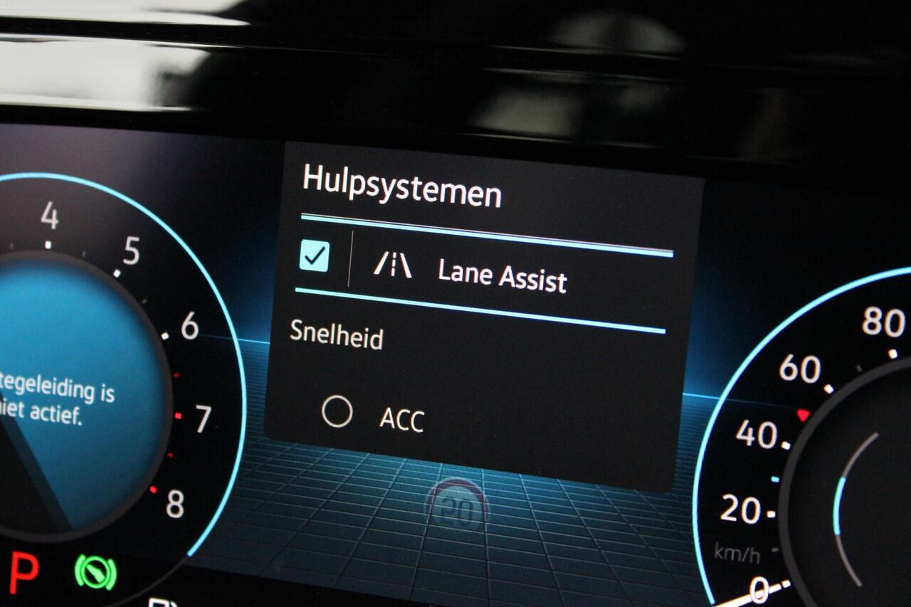 Volkswagen GOLF 1.5 eTSI Style Camera | IQ Light | Memorystoel | Carplay | Stoelverw. | Adapt. Cruise | 17" LMV | PDC V+A